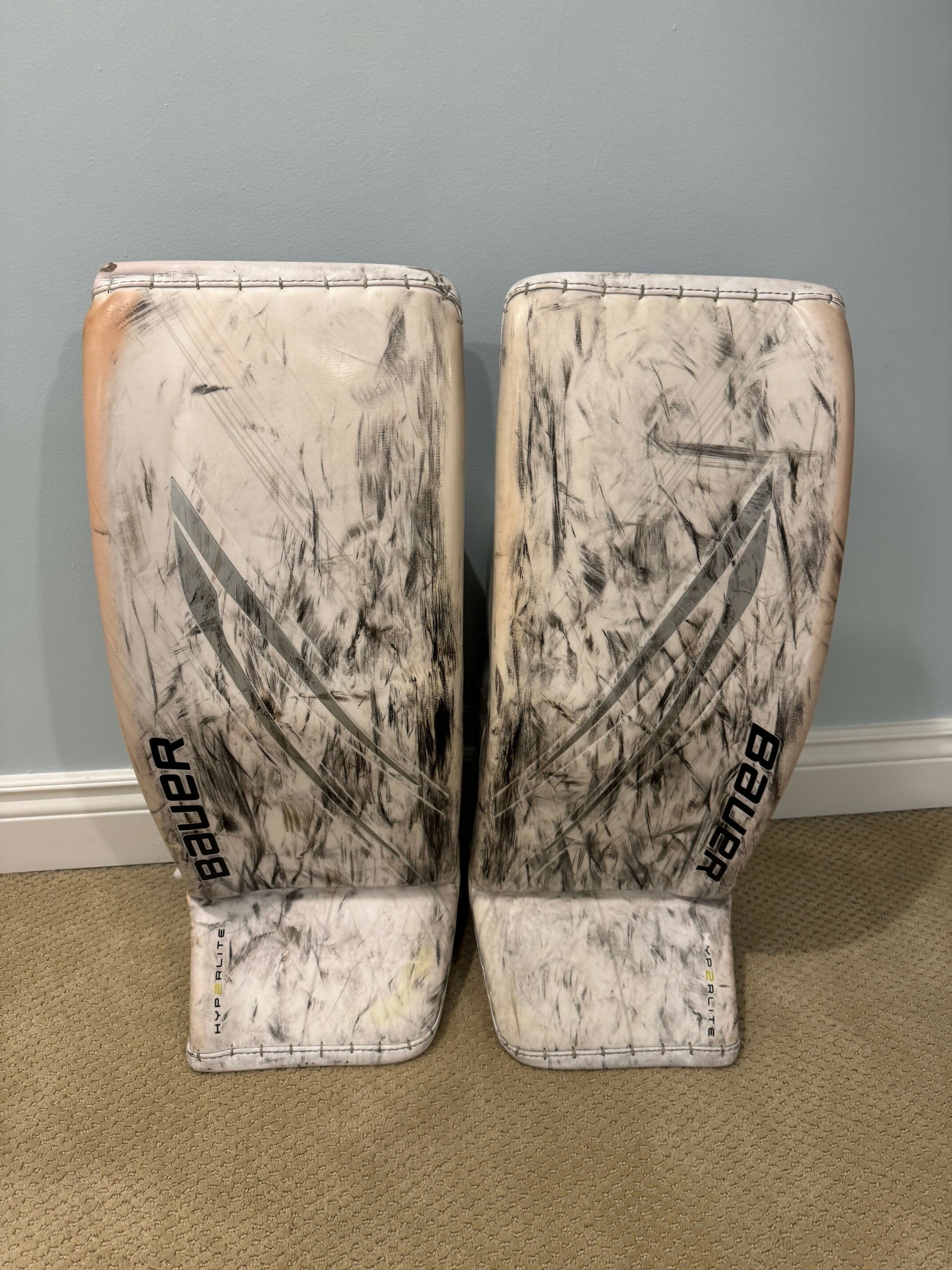 Bauer Hyperlite XS Senior Goalie Pads - 32+1